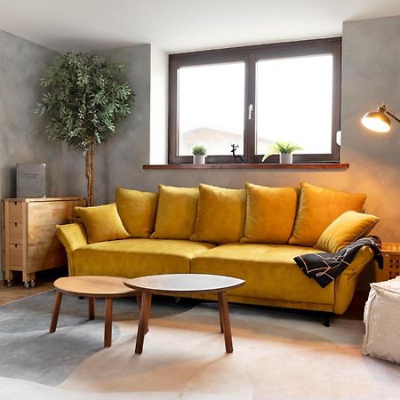 Gemuetliche Ferienwohnung Mit Terrasse Und Bergblick อินเซลล์ ภายนอก รูปภาพ